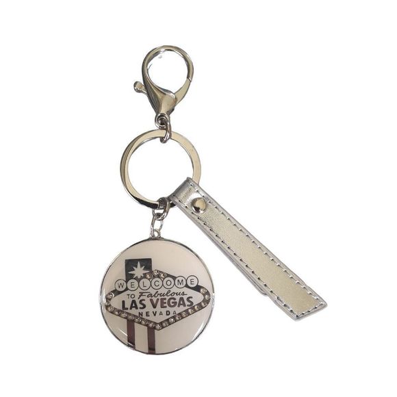 Welcome to fabulous Las Vegas Nevada keychain. Silver, white with synthetic diam - Picture 1 of 4